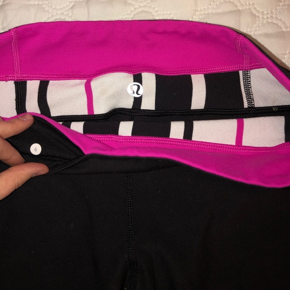 Lululemon Skinny Groove Pants - Picture 3 of 3